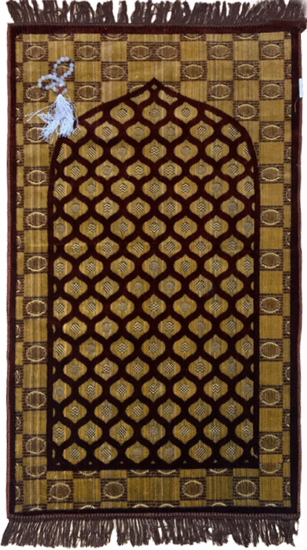 Carpet Premium Prayer Mat (Round Design)